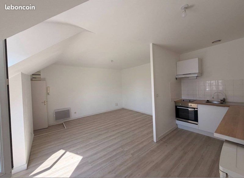 T3 non meublé de 50 m² en hyper-centre — Poitiers