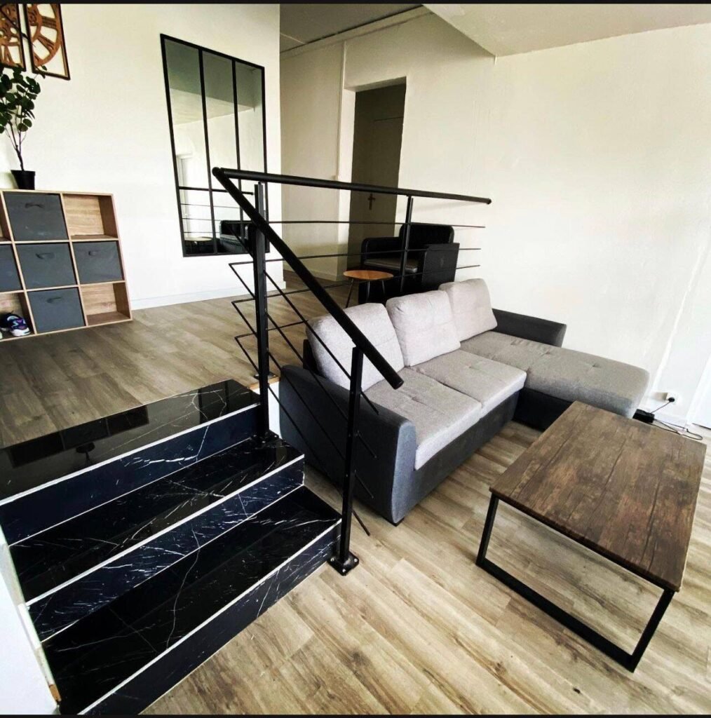 Chambre en colocation — T5 avec loggia et ascenseur — Toulouse