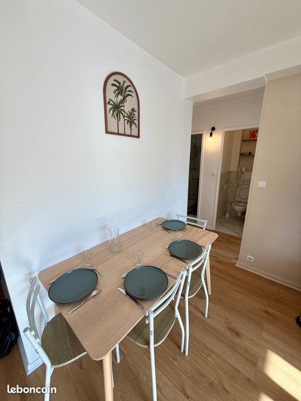 Chambre en colocation — T5 meublé de 82 m² avec balcon — Tours