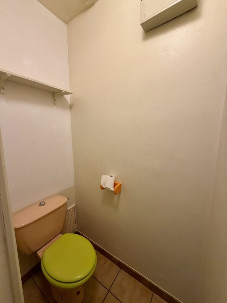 T2 non meublé de 36 m² avec poutres apparentes — quartier des Halles, hyper-centre — Tours