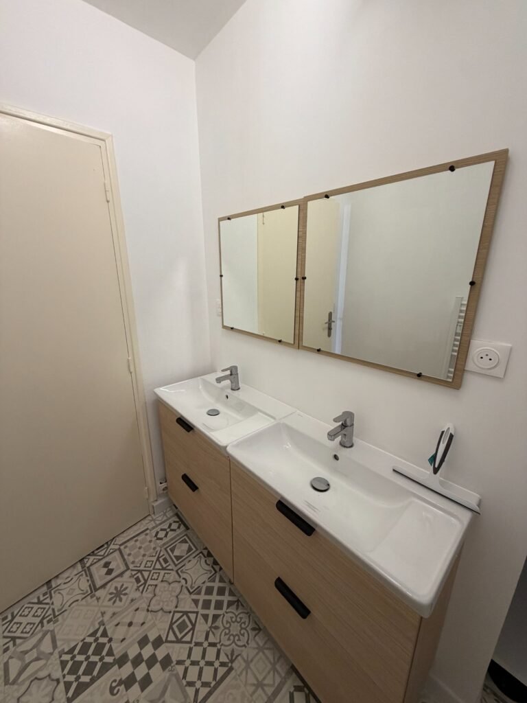 🔆 À louer, grande maison meublée - Joué-lès-Tours. — Joué-lès-Tours