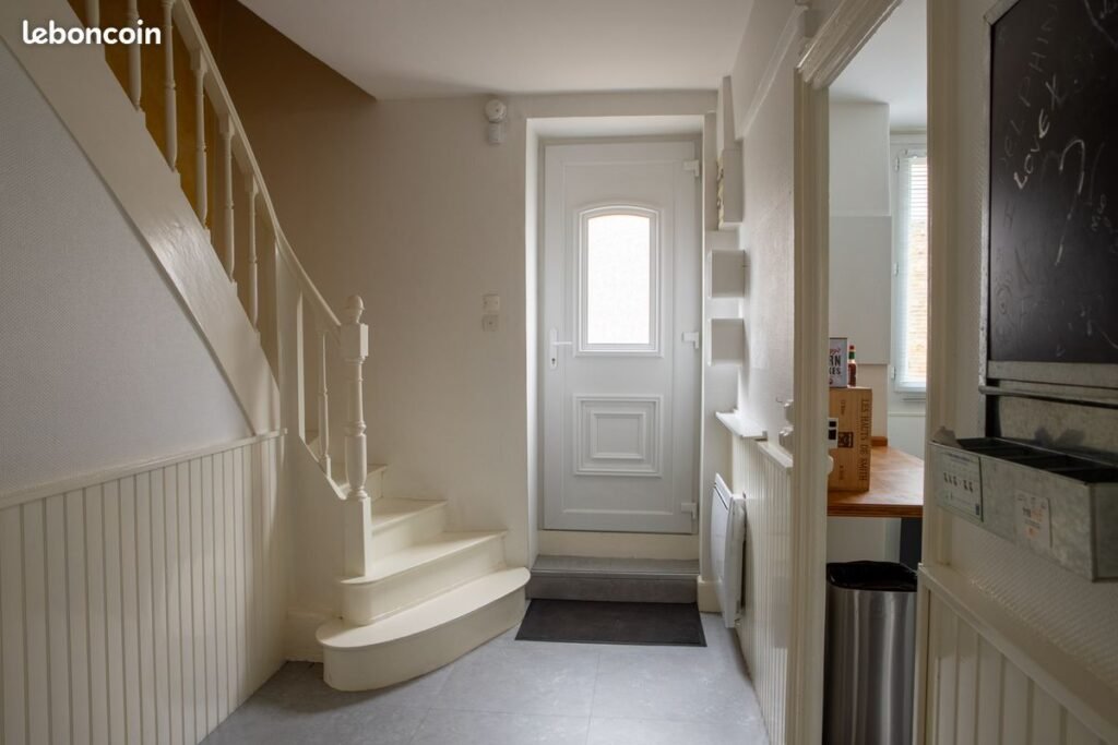 Maison meublée de 115 m² avec terrasse — 4 chambres — Poitiers