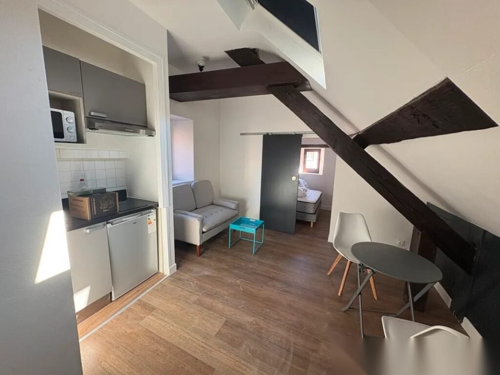 T2 meublé de 22 m² en centre-ville — Poitiers — Poitiers