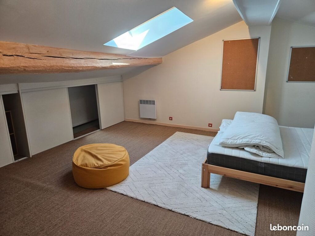 Maison meublée de 115 m² avec terrasse — 4 chambres — Poitiers
