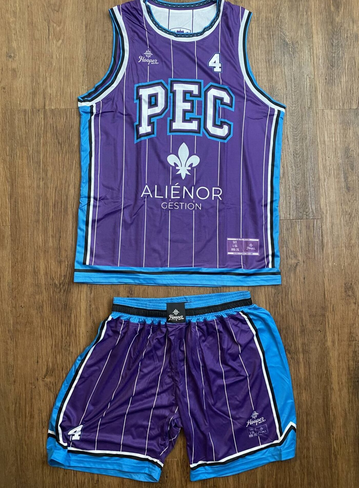 Maillot et short violets du PEC Basket floqués Aliénor Gestion, tenue domicile de la saison 2026-2027, Poitiers