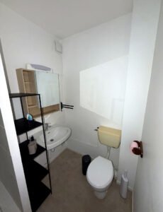 Studio avec terrasse et parking — rue de la Gibauderie — Poitiers — photo 8