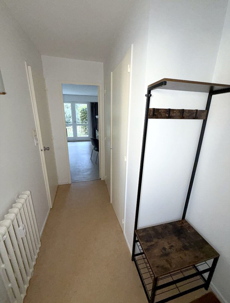 Studio avec terrasse et parking — rue de la Gibauderie — Poitiers