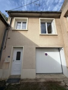 Maison de ville T3 rénovée de 66 m² avec garage et courette — Poitiers — photo 2