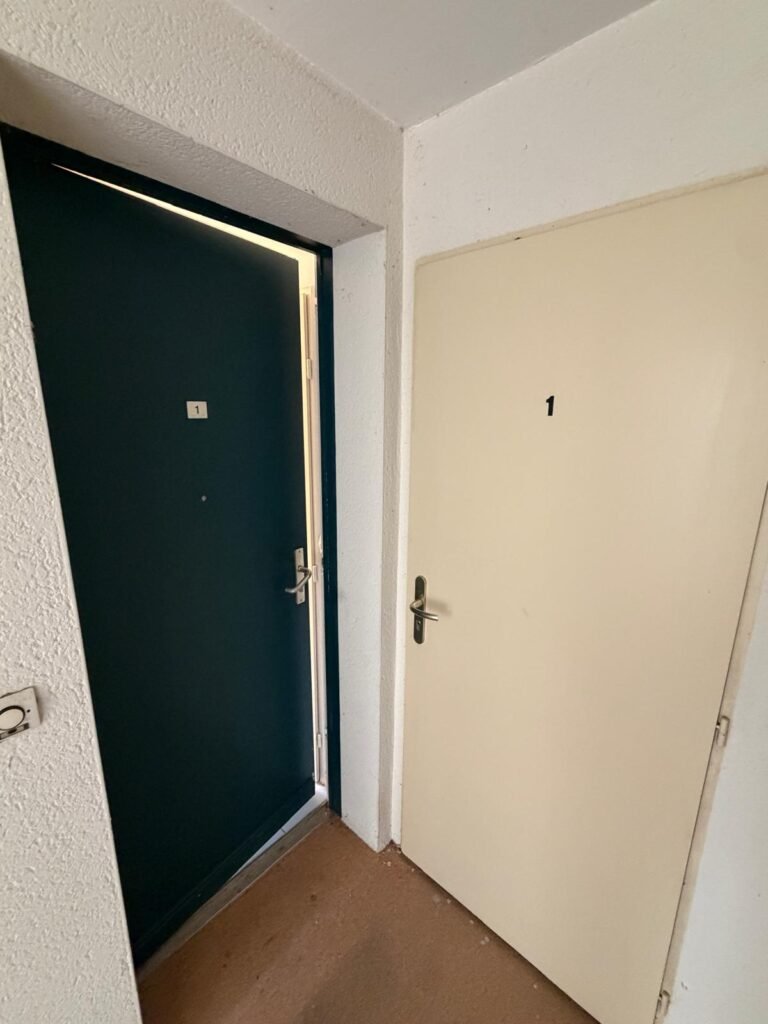 JOLI STUDIO MEUBLÉ — Poitiers